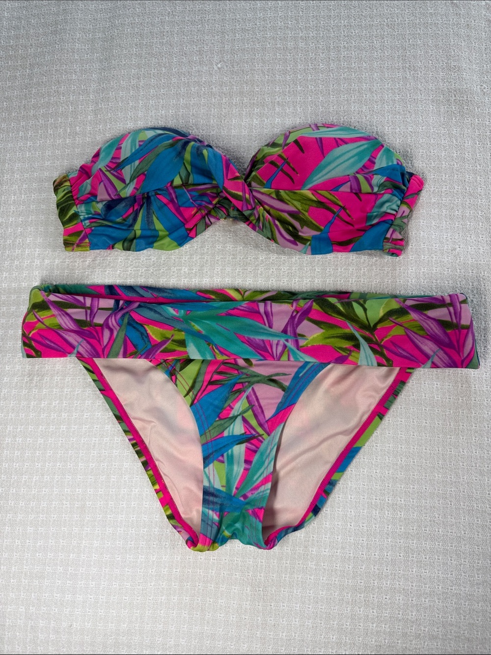 Victoria’s Secret Bikini hot pink tropical leaf print bandeau top size small